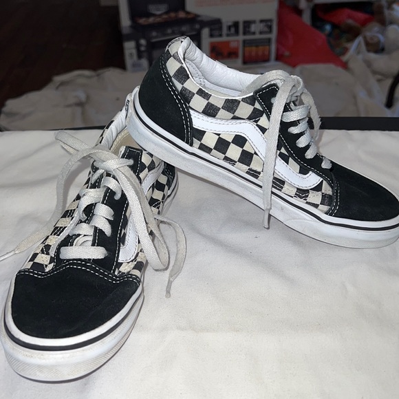 chequered vans size 3